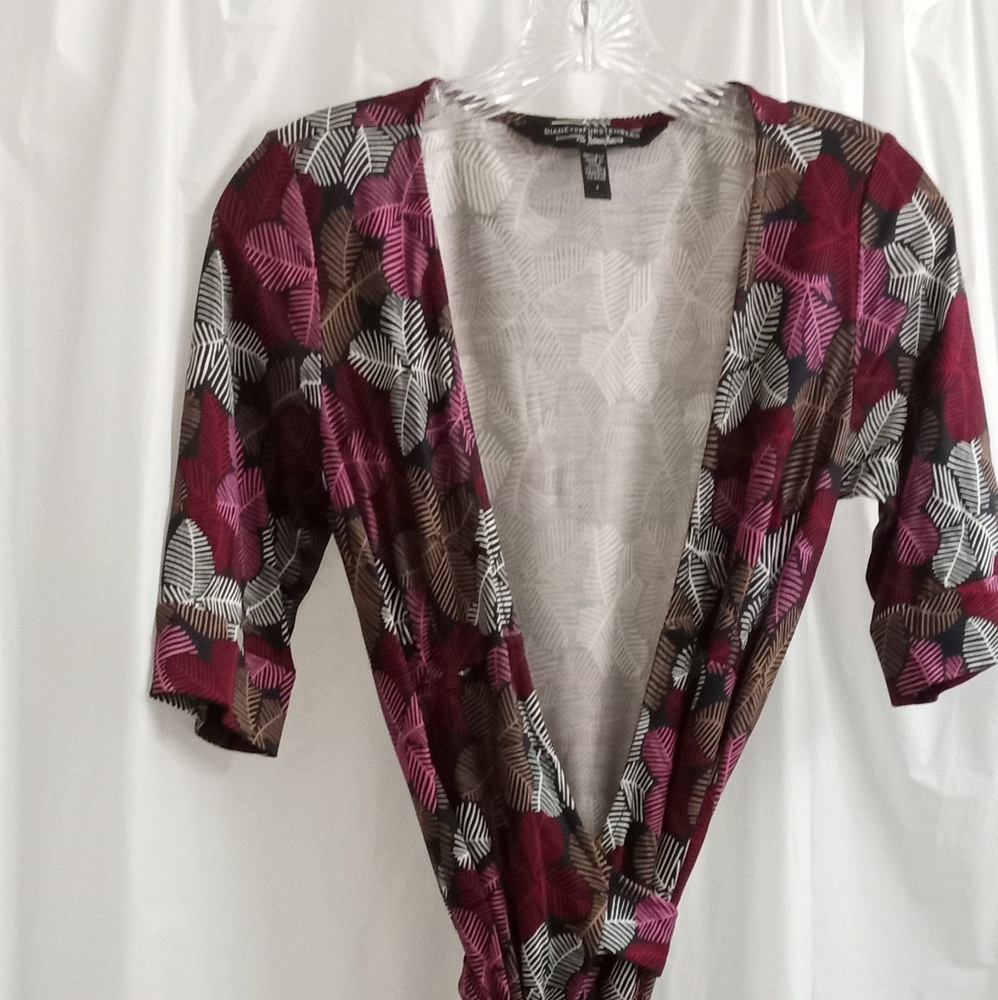 *🌟Diane Von Furstenberg 100% Silk Burgundy/Gray Iconic Wrap Kye Dress- Vintage - Picture 13 of 16